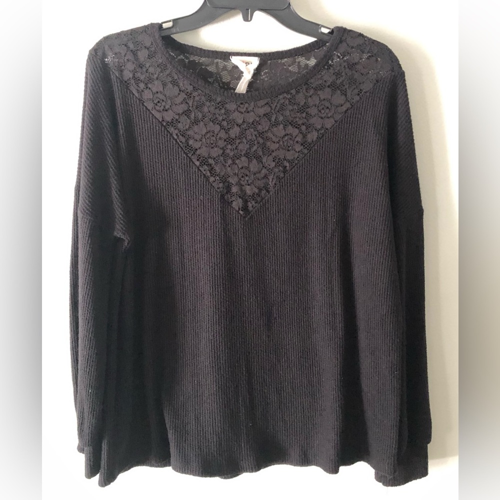 VTG Bibi Lace Waffle Top